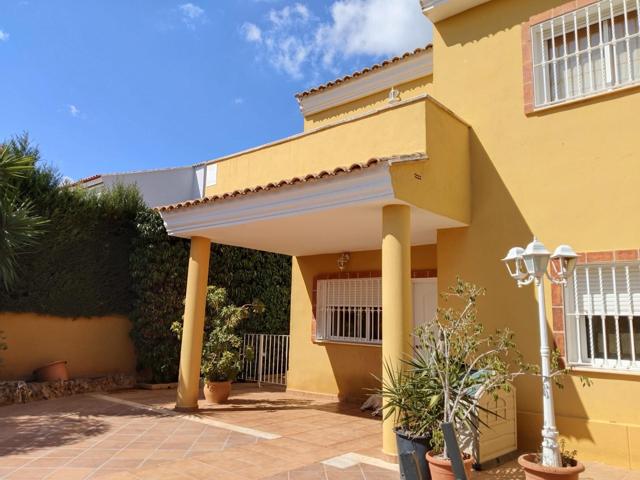 ESTUPENDA VIVIENDA EN URBANIZACIÓN VALL DE LLIRIA photo 0