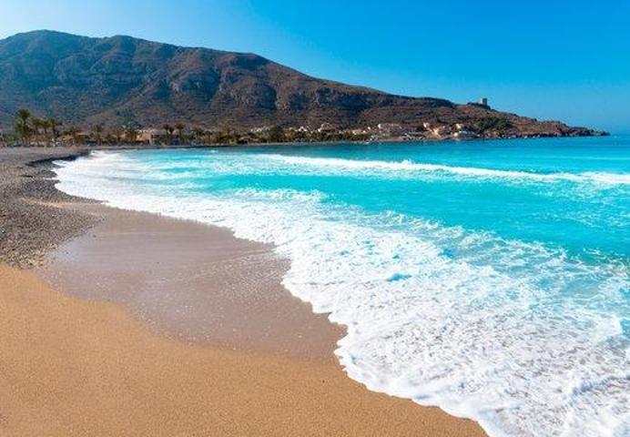 rustica frente al mar no se puede  hacer ninguna contruccion photo 0