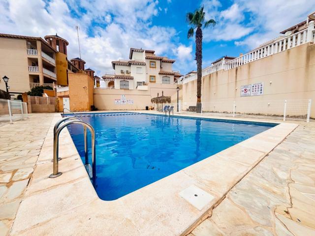 Acogedor Apartamento de 2 Habitaciones con Jardín y Piscina en Excelente Ubicación photo 0