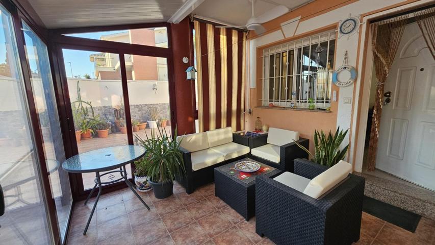 Chalet pareado en esquina con domótica y placas solares — 440 m del Mar Menor photo 0