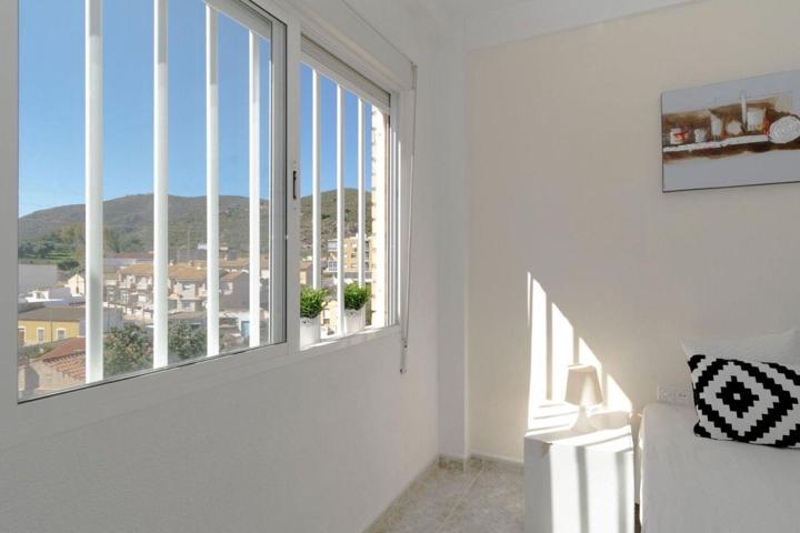 ¡TU NUEVO HOGAR TE ESTÁ ESPERANDO! LUMINOSO PISO DE 3 HABITACIONES CON EXCELENTE UBICACIÓN photo 0