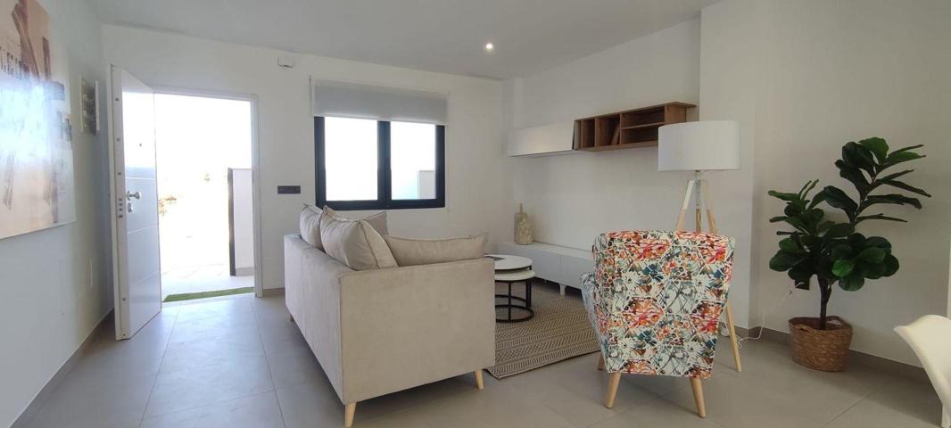 ¡Tu nueva villa de ensueño en Los Belones te espera! 🏡✨ photo 0