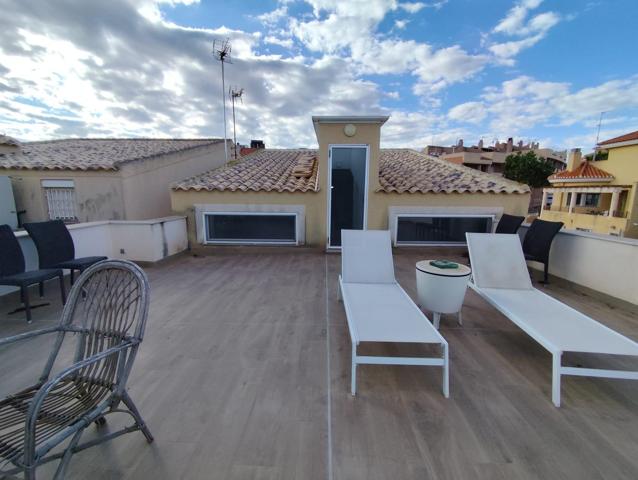 ¡Oportunidad en Canteras, Cartagena! Vivienda amplia con buhardilla y terraza photo 0