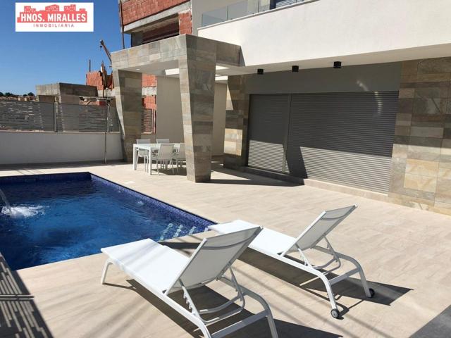 A ESTRENAR SE VENDE VILLA CON PISCINA PROPIA EN ORIHUELA COSTA photo 0