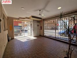 INTERESANTE LOCAL PARA MONTAR TU NEGOCIO O CON PERMISOS PARA CONVERTIRLO EN VIVIENDAO EN VIVIENDAS photo 0