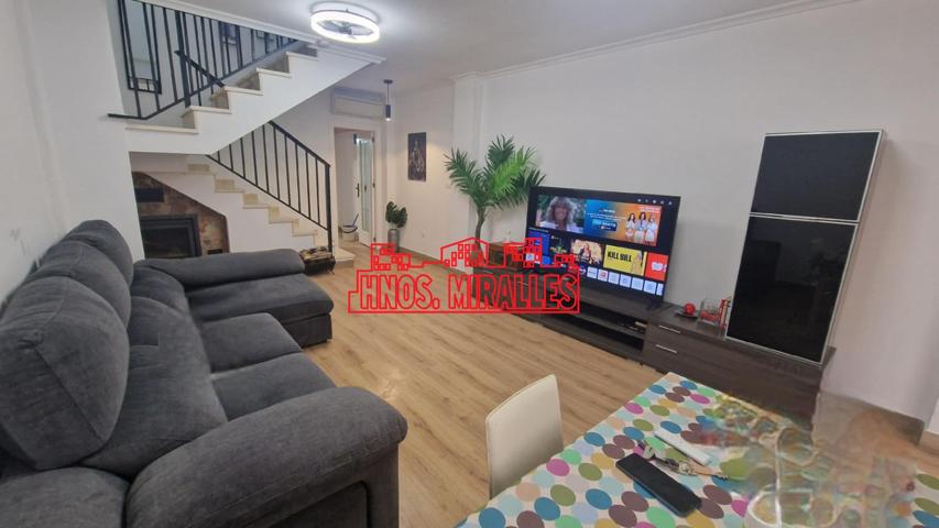 ¡¡ ESPECTACULAR VIVIENDA ADOSADA EN PERFECTAS CONDICIONES PARA ENTRAR A VIVIR !! photo 0