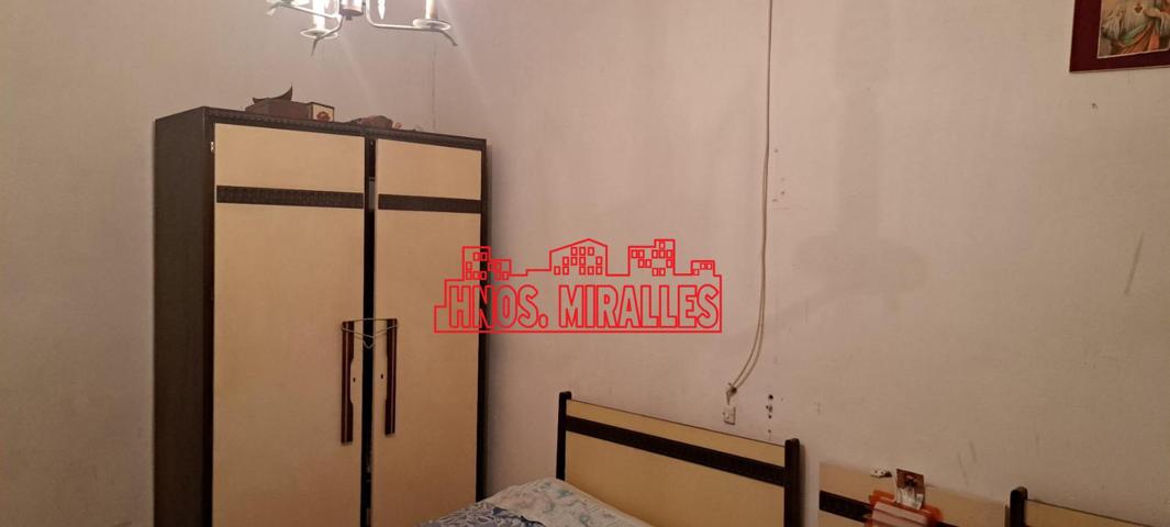 SE VENDE CASA 3 PLANTAS EN ASPE photo 0