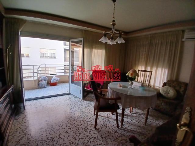 ¡¡ MAGNIFICO PISO 5 DORMITORIOS TODO EXTERIOR CON ASCENSOR ZONA CENTRO ELCHE !! photo 0