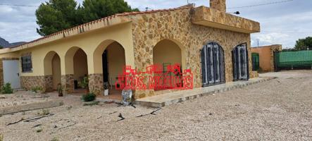 SE ALQUILA CHALET EN ALBATERA photo 0