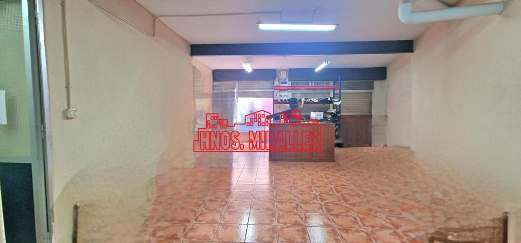 ¡¡ INTERESANTE LOCAL CON SALIDA DE HUMOS Y CON POSIBILIDADES PARA HACER TU VIVIENDA IDEAL !! photo 0