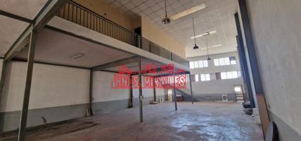 ¡¡ DISPONIBLE ALQUILER DE NAVE EN ZONA INDUSTRIAL DEL POLIGONO DE CARRUS !! photo 0