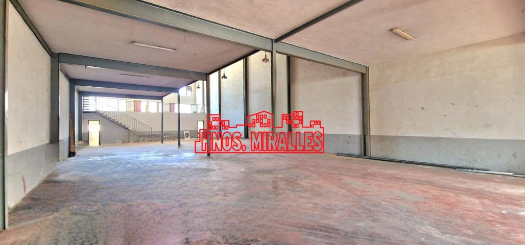 ¡¡ DISPONIBLE ALQUILER DE NAVE EN ZONA INDUSTRIAL DEL POLIGONO DE CARRUS !! photo 0
