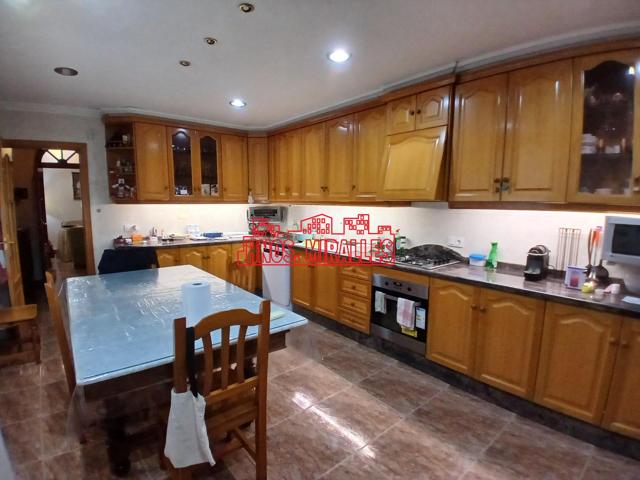 ¡¡ EXCLUSIVA, MAGNIFICA CASA 4 DORMITORIOS, 2 BAÑOS EN ALGUEÑA CON GRAN TERRAZA !! photo 0