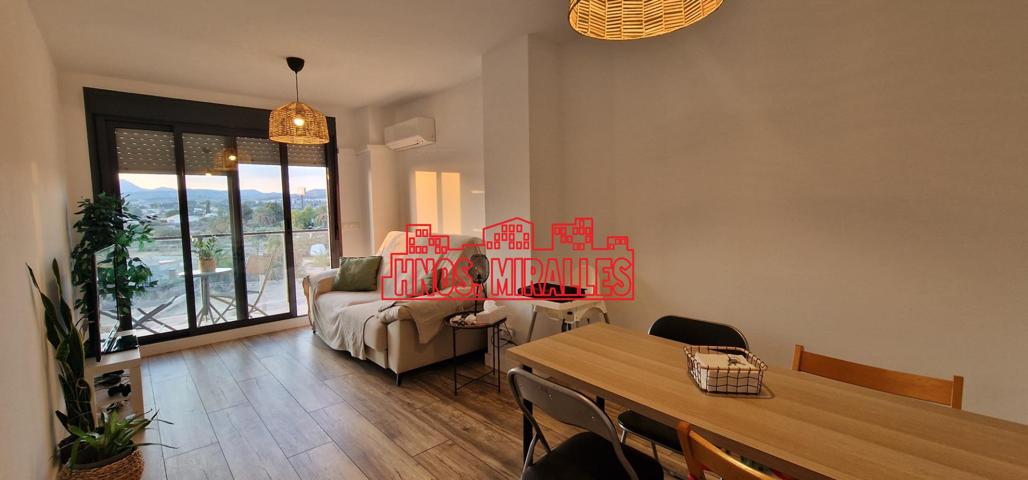 ¡¡ INTERESANTE PISO DE ALQUILER PARA CORTA TEMPORADA PERO CON LA POSIBILIDAD DE RENOVACION !! photo 0