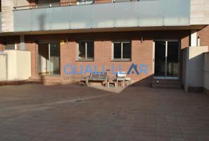 PISO EN VENTA CON GRAN TERRAZA, PARKING Y TRASTERO photo 0
