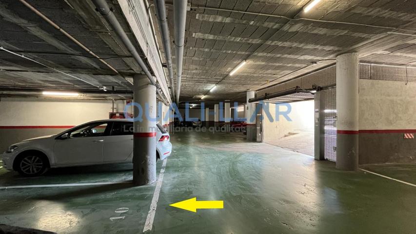 PLAZA PARKING EN ALQUILER photo 0