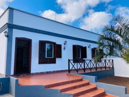 Casa en alquiler en Tejina (La Laguna). photo 0