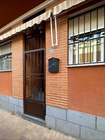 ACOGEDOR PISO EN BAJO photo 0