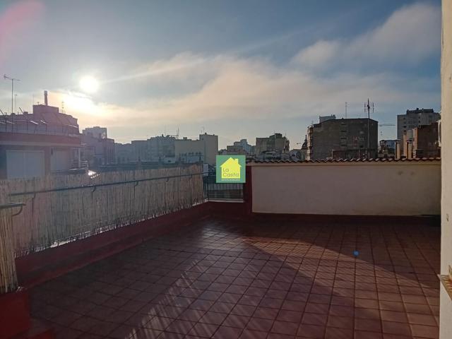 LA CASITA INMOBILIARIA VENDE ÁTICO EN ZONA CENTRO photo 0