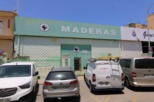 Oportunidad de nave en Benalmádena photo 0