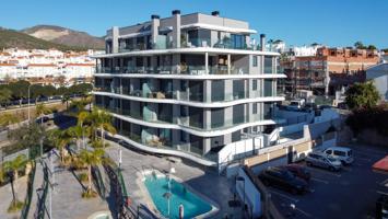 Piso de lujo con vistas al mar en Montemar en urbanización de reciente construcción con Piscina. photo 0