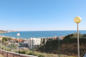 Descubre tu paraíso junto al mar en Fuengirola en segunda linea de Carvajal photo 0