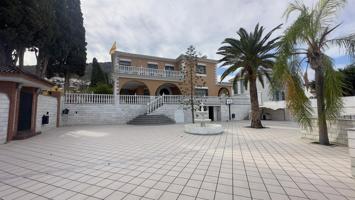 Villa de lujo en Alhaurin de la Torre photo 0