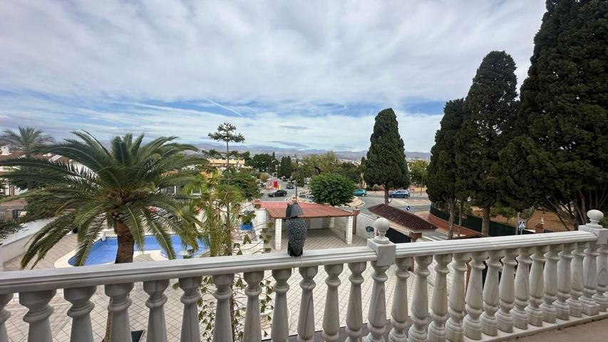 Villa de lujo en Alhaurin de la Torre photo 0