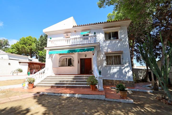 Chalet independiente en el pinillo con Piscina y gran parcela photo 0