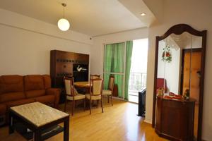 ¡Oportunidad Única en el Corazón de Torremolinos! Para reformar de tres dormitorios y un baño photo 0