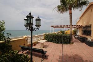 Villa En venta en Vélez-Málaga photo 0