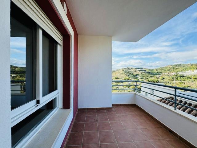 Piso En venta en Torrox photo 0