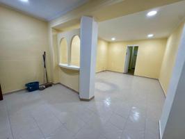 Local en alquiler en Montcada i Reixac de 60 m2 photo 0