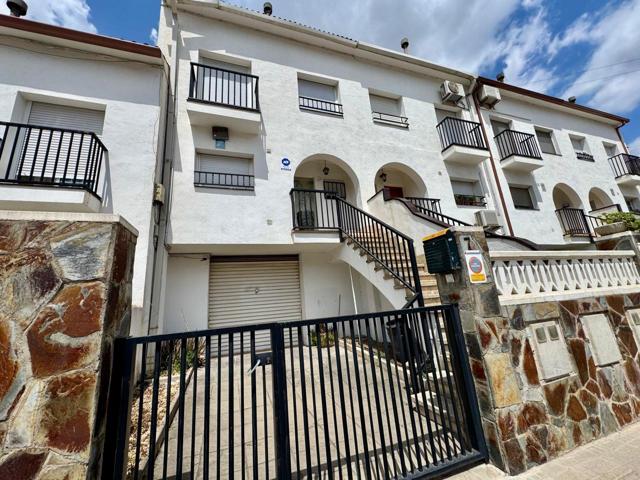 CASA EN VENTA EN TERRA NOSTRA! photo 0