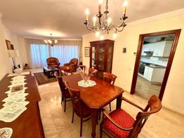 Piso en venta en el centro de Montcada con parking y trastero photo 0