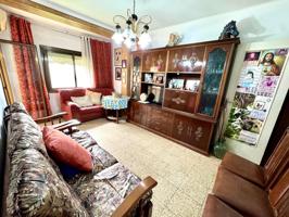 Piso en venta en Montcada Nova de 4 Hab con balcón photo 0