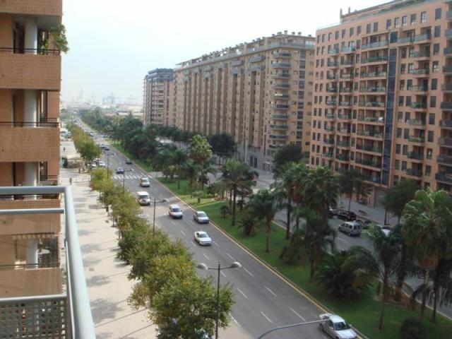 Estupenda plaza de garaje!!+ photo 0