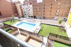 Piso en alquiler en Madrid de 75 m2 photo 0