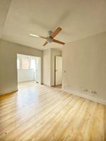 Piso en venta en Madrid de 56 m2 photo 0