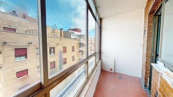 Piso en venta en Madrid de 116 m2 photo 0