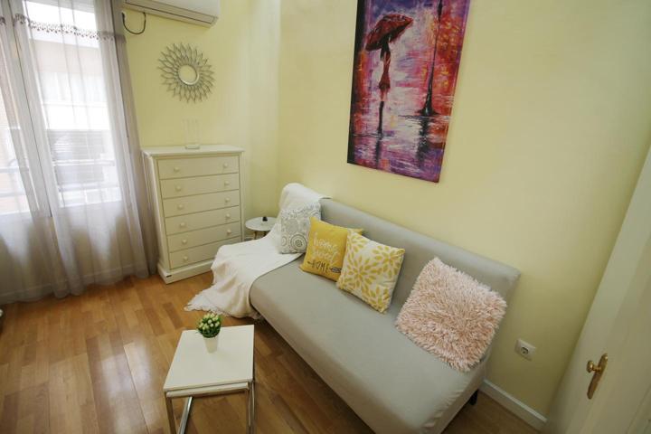 Piso en alquiler en Madrid de 30 m2 photo 0