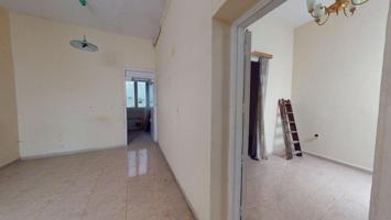 Piso en venta en Madrid de 80 m2 photo 0