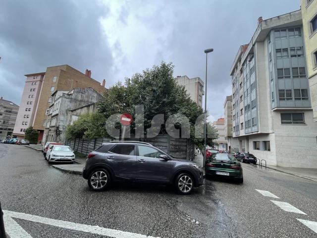 Terreno en venta en Vigo de 252 m2 photo 0