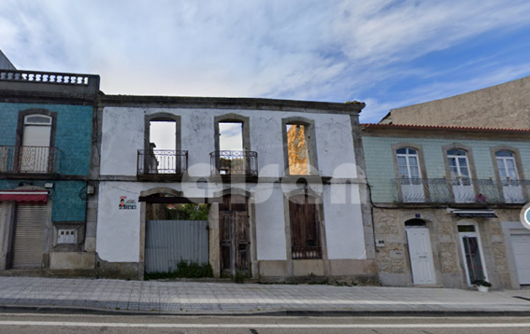 Terreno en venta en A Guarda de 285 m2 photo 0