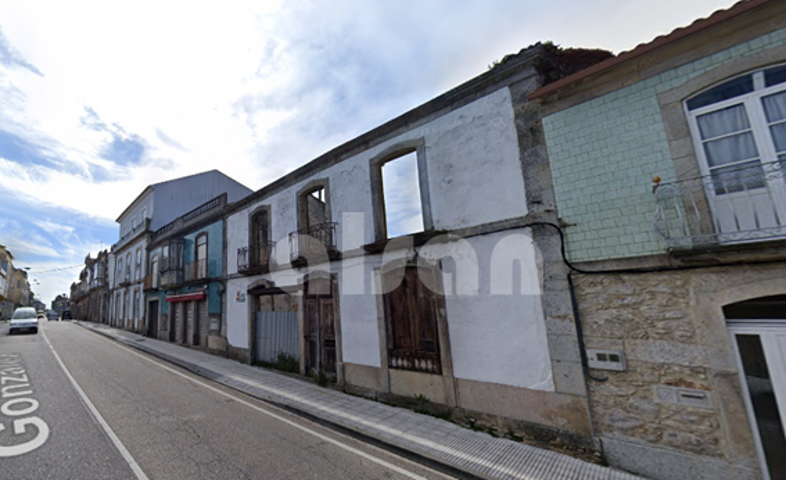 Terreno en venta en A Guarda de 285 m2 photo 0