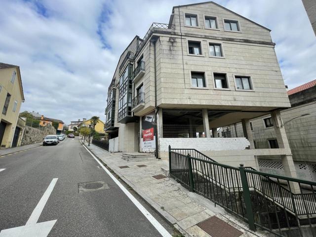 Local en venta en Mondariz-Balneario de 178 m2 photo 0