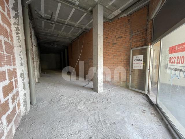 Local en venta en Vigo de 218 m2 photo 0