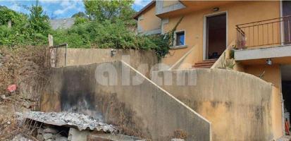 Casa De Pueblo en venta en Ponteareas de 444 m2 photo 0