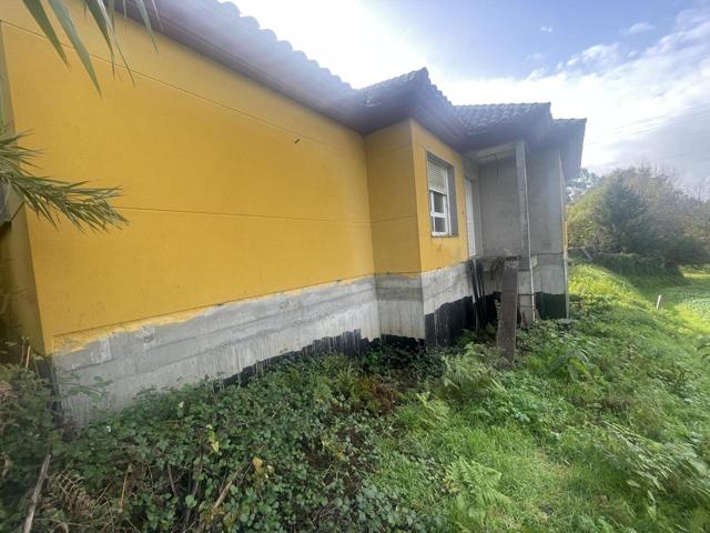 Casa De Pueblo en venta en Salvaterra de Miño de 192 m2 photo 0