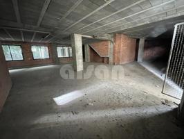 Local en venta en Vigo de 380 m2 photo 0